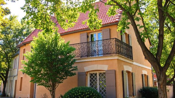 Guide pratique pour rénover votre maison à Savigny-le-Temple